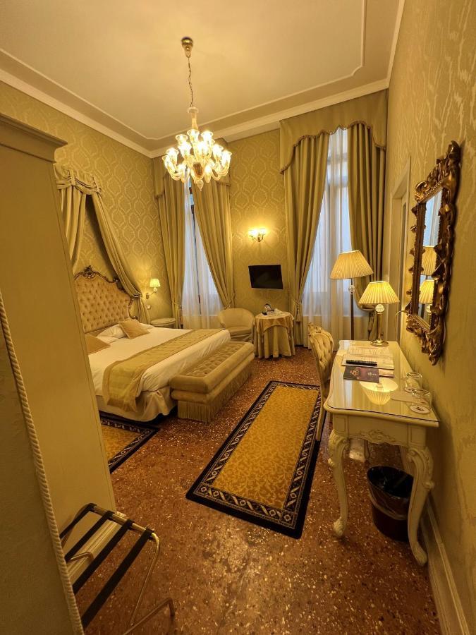 Al Duca Di 3* Venecia